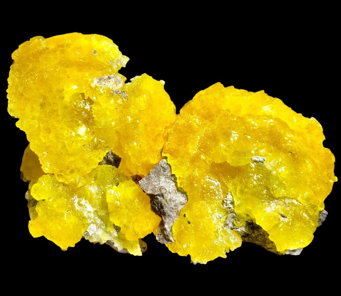 165.41 Grams Deep Yellow Brucite Mineral Formation on Matrix - 165X70X15 mm: 165.41 Grams Deep Yellow Brucite Mineral Formation on Matrix - 165X70X15 mmShipping Rate: FREE SHIPPING .shipping rates are determined by Parcel weight and destination.Combined shipping: We offer comb