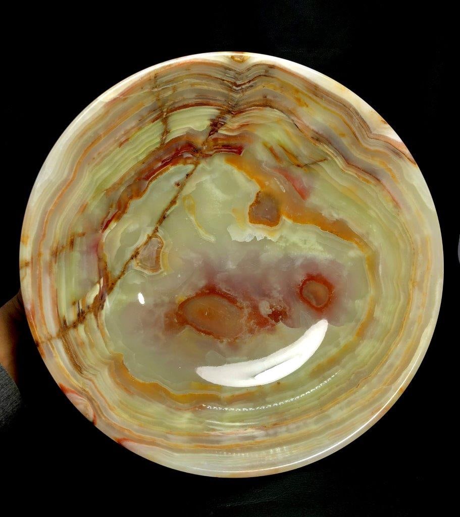 Huge Onyx Bowl Multi Color - 3137 Grams: Huge Onyx Bowl Multi Color - 3137 Grams - 290X95 mmShipping Rate: $100.00 .shipping rates are determined by Parcel weight and destination.Combined shipping: We offer combine shipping on multiple items