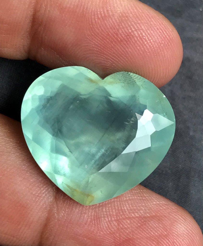 29.05 Carats Natural Aquamarine Heart Gemstone Beautiful Blue Loose Stone - 21X24X10 mm (1 of 8)