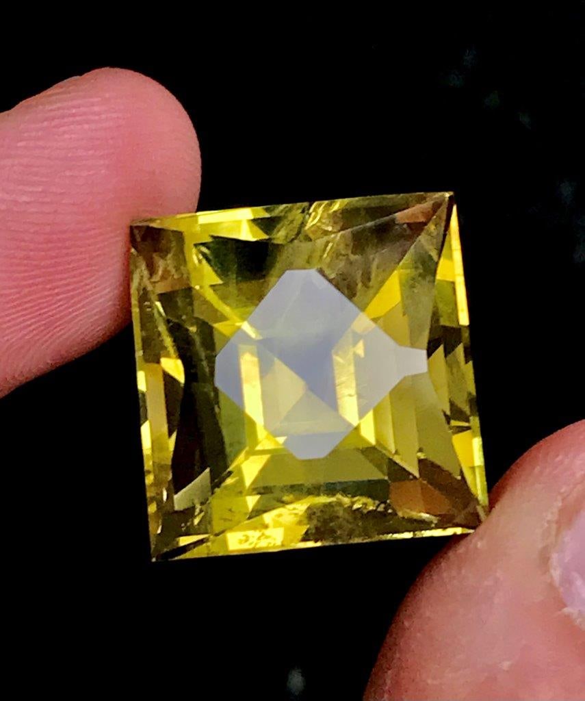 30.05 Carats Natural Lemon Quartz Gemstone Sparkling Golden Yellow Collector Stone - 18X18X15 mm: 30.05 Carats Natural Lemon Quartz Gemstone Sparkling Golden Yellow Collector Stone - 18X18X15 mm Rate: 23$ WorldWideshipping rates are determined by Parcel weight and destination.Combined shipping: We