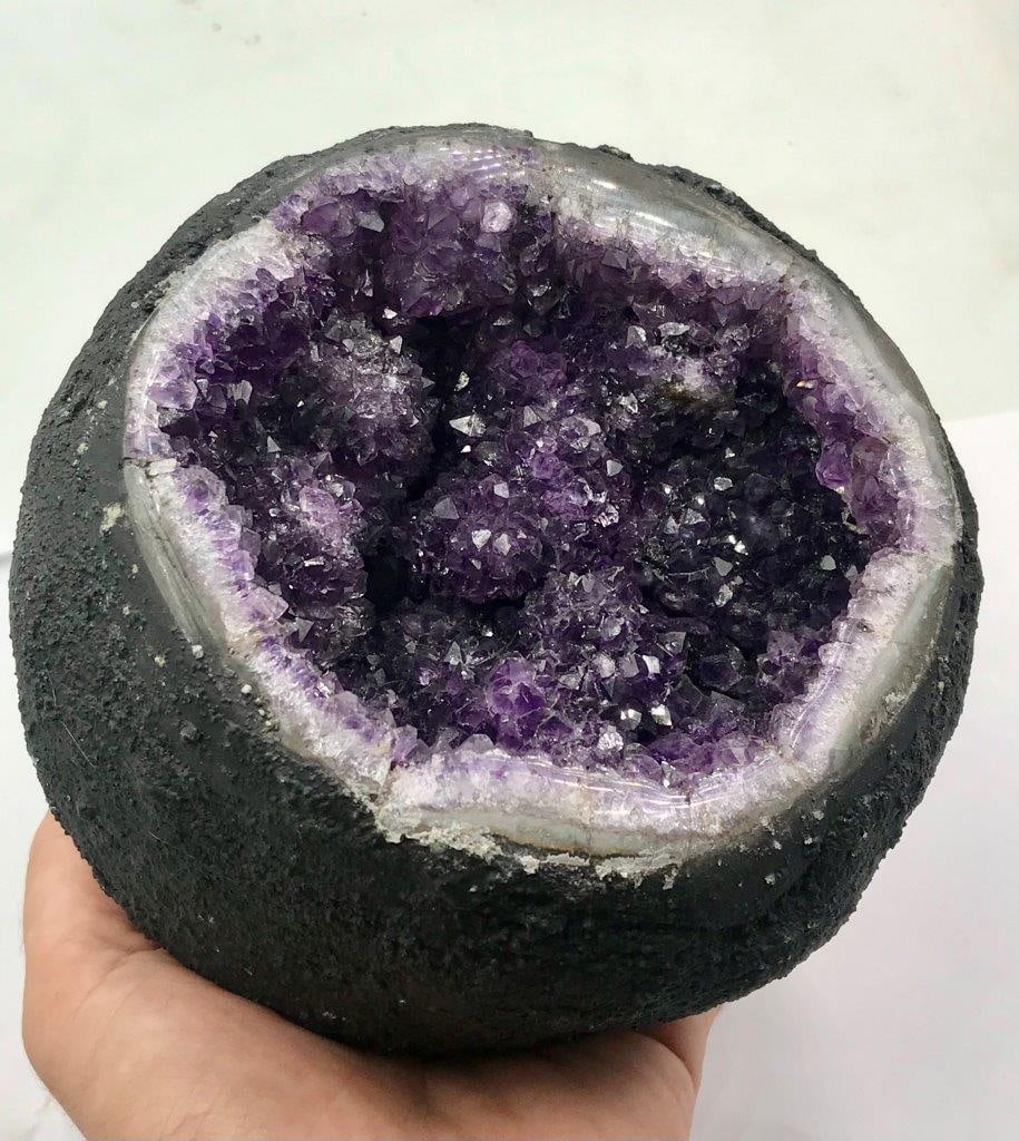 2.6 KG Large Natural Amethyst Geode Purple Quartz Crystal Mineral (1 of 8)