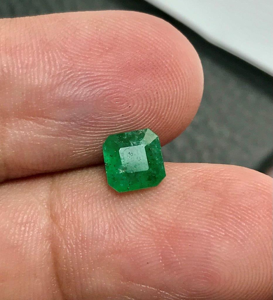 Emerald Loose Gemstone Natural Green Gemstone for Jewelry Making 1 Carats - 6X6X4 mm: Emerald Loose Gemstone Natural Green Gemstone for Jewelry Making 1 Carats - 6X6X4 mm SHIPPING: 23$ Worldwide