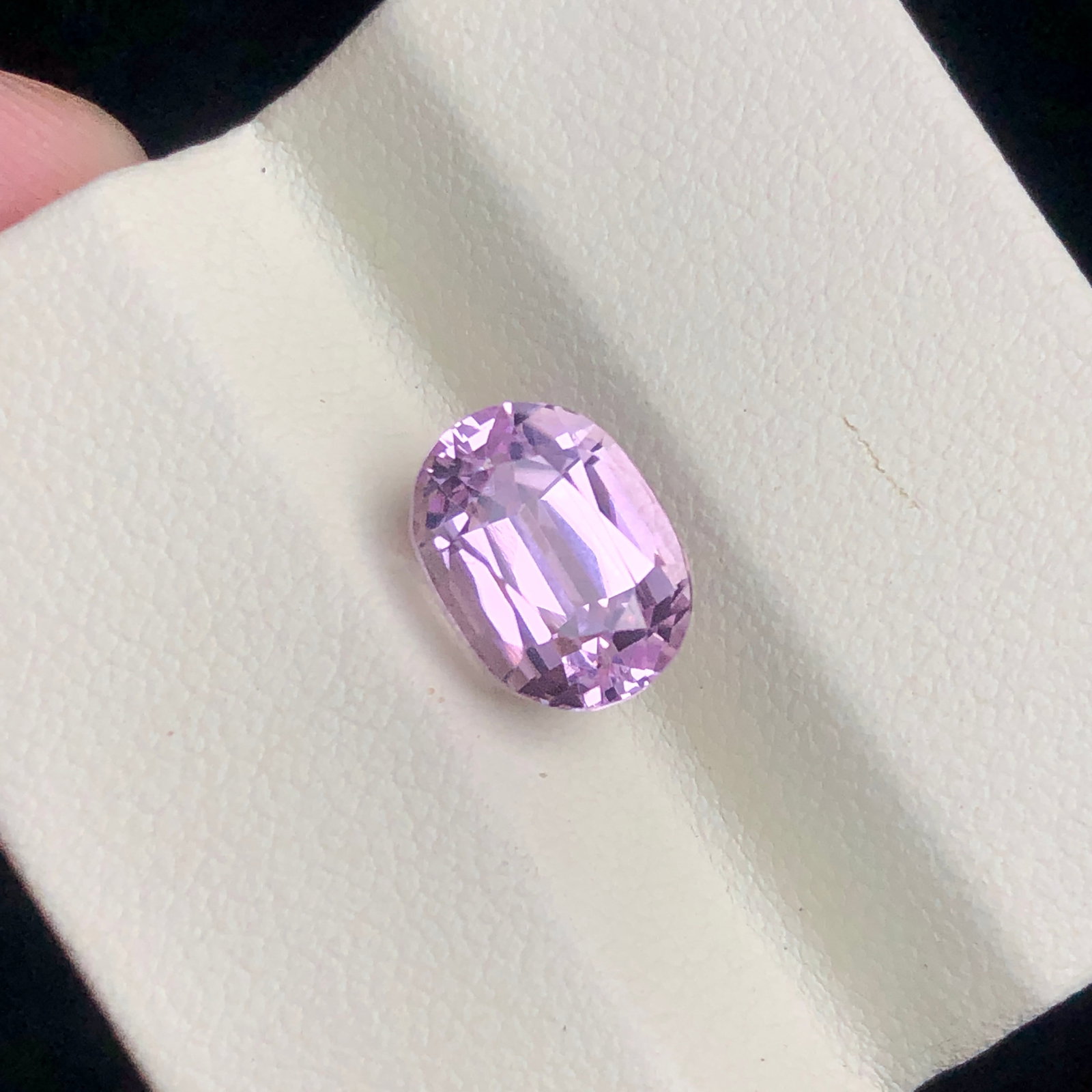 4.95 Cts High Quality Pink Kunzite Loose Gemstone | Brilliant Cut & Luster | Natural Faceted Gem |: 4.95 Cts High Quality Pink Kunzite Loose Gemstone | Brilliant Cut & Luster | Natural Faceted Gem | 11x8x8 mm