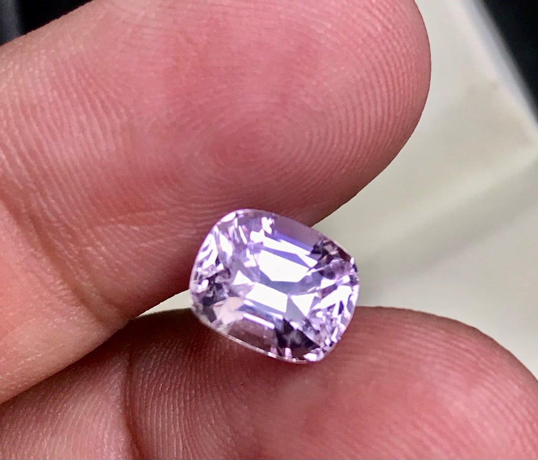 Premium Quality Baby Pink Kunzite Natural Sparkling Gemstone - 2.55 Carats - 8X7X7 mm: Premium Quality Baby Pink Kunzite Natural Sparkling Gemstone - 2.55 Carats - 8X7X7 mm