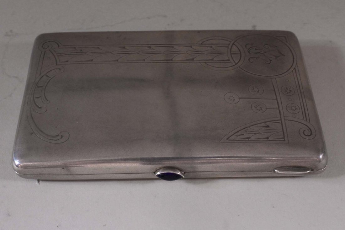 Silver cigarette case (1 of 2)