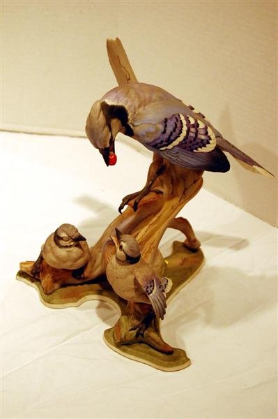 BOEHM FIGURINE - SET OF BLUE JAYS AND CHAMELEON - 2