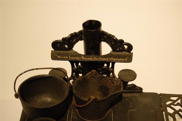CRESCENT IRON CHILD'S STOVE - "VILLA LOUIS, PRAIRIE - 2
