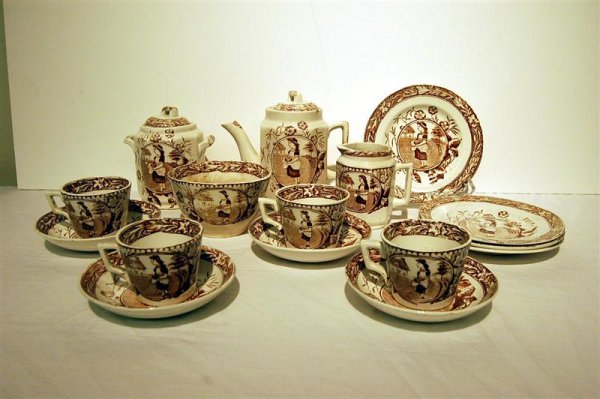 BROWN TRANSFER CHILD'S TEASET - 19TH CENTURY, MARKE