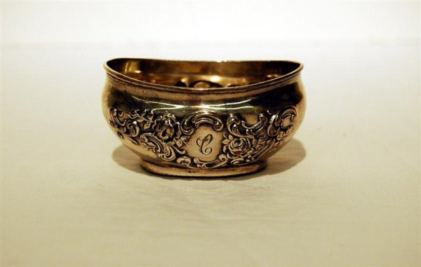 GORHAM STERLING MASTER SALT - EMBOSSED DESIGN - MON