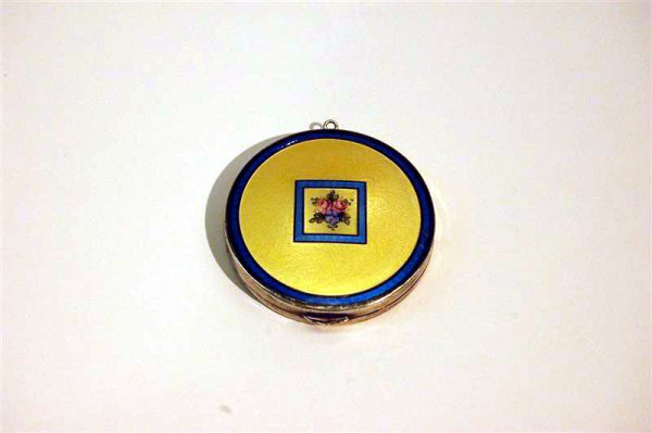 INTERNATIONAL STERLING COMPACT WITH ENAMELED TOP, L