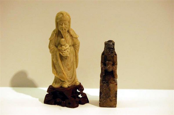 TWO CARVED SOAPSTONE WISEMEN - 4 1/8" TALL