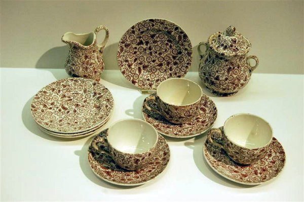 19th CENTURY CHILD'S DISHES - BROWN & WHITE - CONSI