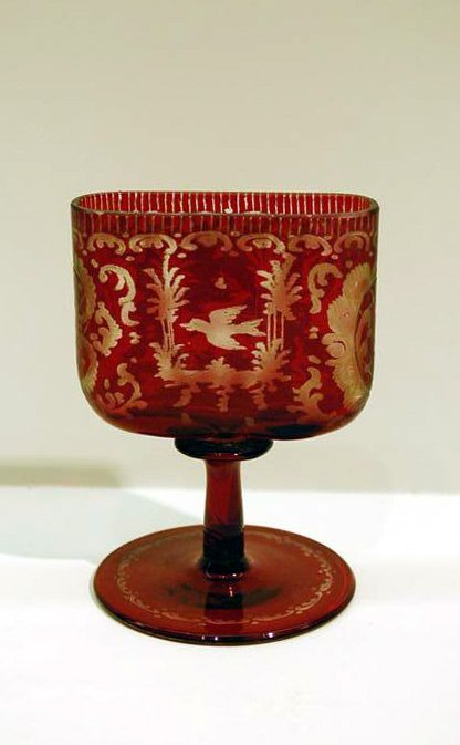 RED BOHEMIAN PEDESTAL CARD HOLDER - 4 1/4" TALL - 3
