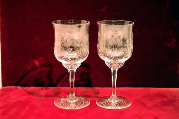 SIX ENGRAVED CRYSTAL WINE GOBLETS - FLORAL - 5 1/2
