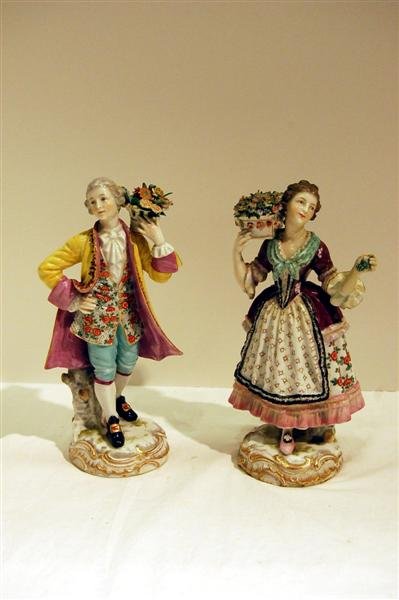 PAIR OF GERMAN PORCELAIN FIGURINES - " FLOWER VEND