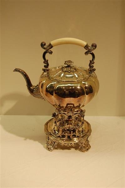 S/P MELON SHAPED KETTLE ON WARMER BASE, CANADA - 1