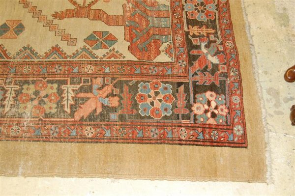ANTIQUE PERSIAN BAKSHAISH RUG - 4