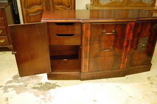 TWO BAKER MAHOGANY REGENCY STYLE SIDEBOARDS - 4