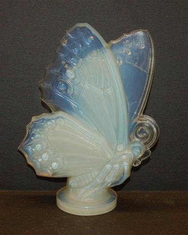 Sabino French Art Glass Butterfly : Sabino French Art Glass Butterfly - 6 7/8" tall