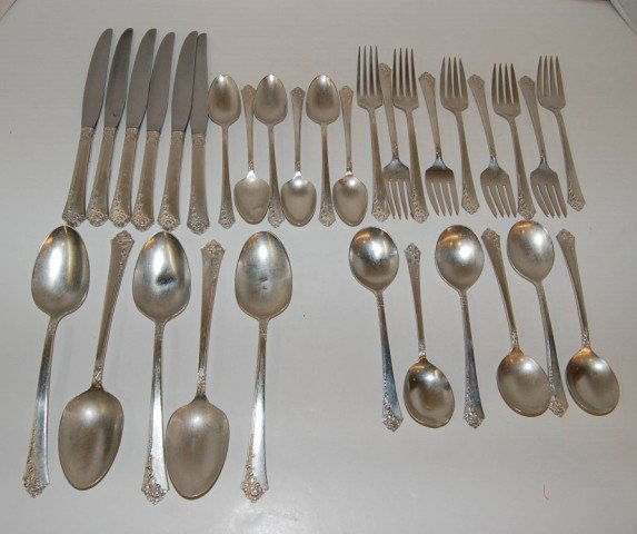Cased Set of Heirloom Sterling - " Damask Rose ": Cased Set of Heirloom Sterling - " Damask Rose " pattern - thirty-two pieces - 6 knives, 3 forks, 6 spoons, 6 salad forks, 6 soup spoons, and 5 serving spoons