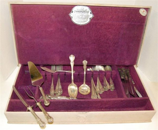 Set of Towle Sterling Flatware " Old Master " : Cased Set of Towle Sterling Flatware - " Old Master " 1942 - sixty-nine pcs. - 12 forks, 17 knives, 20 spoons, 10 salad forks, 6 iced teaspoons, 1 serving spoon, 1 gravy ladle, 1 butter knife, 1 carvi