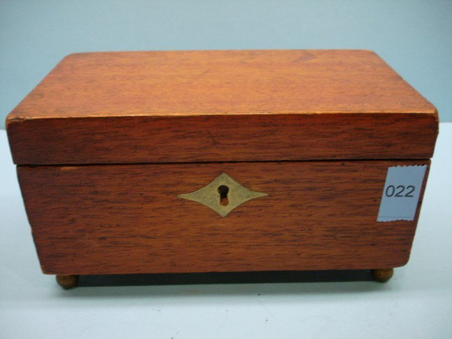 Small 19th Century English Mahogany Tea Caddy: Small 19th Century English Mahogany Tea Caddy w/ Two (2) interior compartments - brass key escutcheon & feet - 4" T x 7 1/2' W x 4 1/4" D