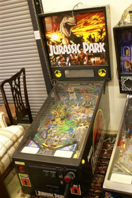 Data East "Jurassic Park" Pinball Machine: Data East "Jurassic Park" Pinball Machine - Excellent Condition and in working order