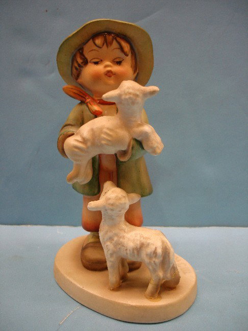 Hummel Figurine - # 64, Full Bee & Crown Mark: Hummel Figurine - # 64, Full Bee & Crown Mark