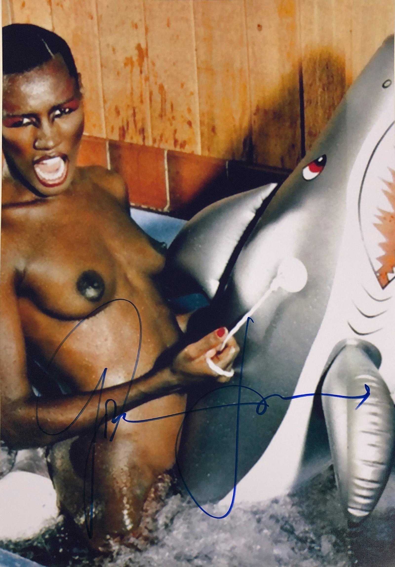 Grace Jones Photo Autograph Signed: Our company has been collectibles business since 2008. All items are unique and valuable for all the collectors. Our company is all online based and will be shipping from our warehouses or different c