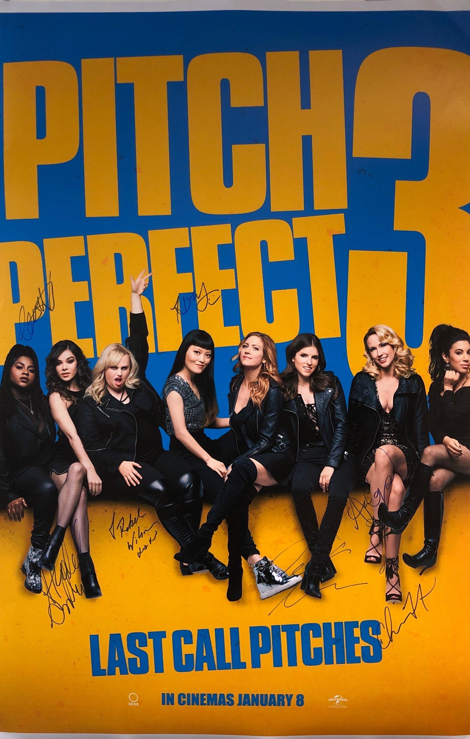Pitch Perfect 3 Poster Signed Anna Kendrink: Our company has been collectibles business since 2008. All items are unique and valuable for all the collectors. Our company is all online based and will be shipping from our warehouses or different c