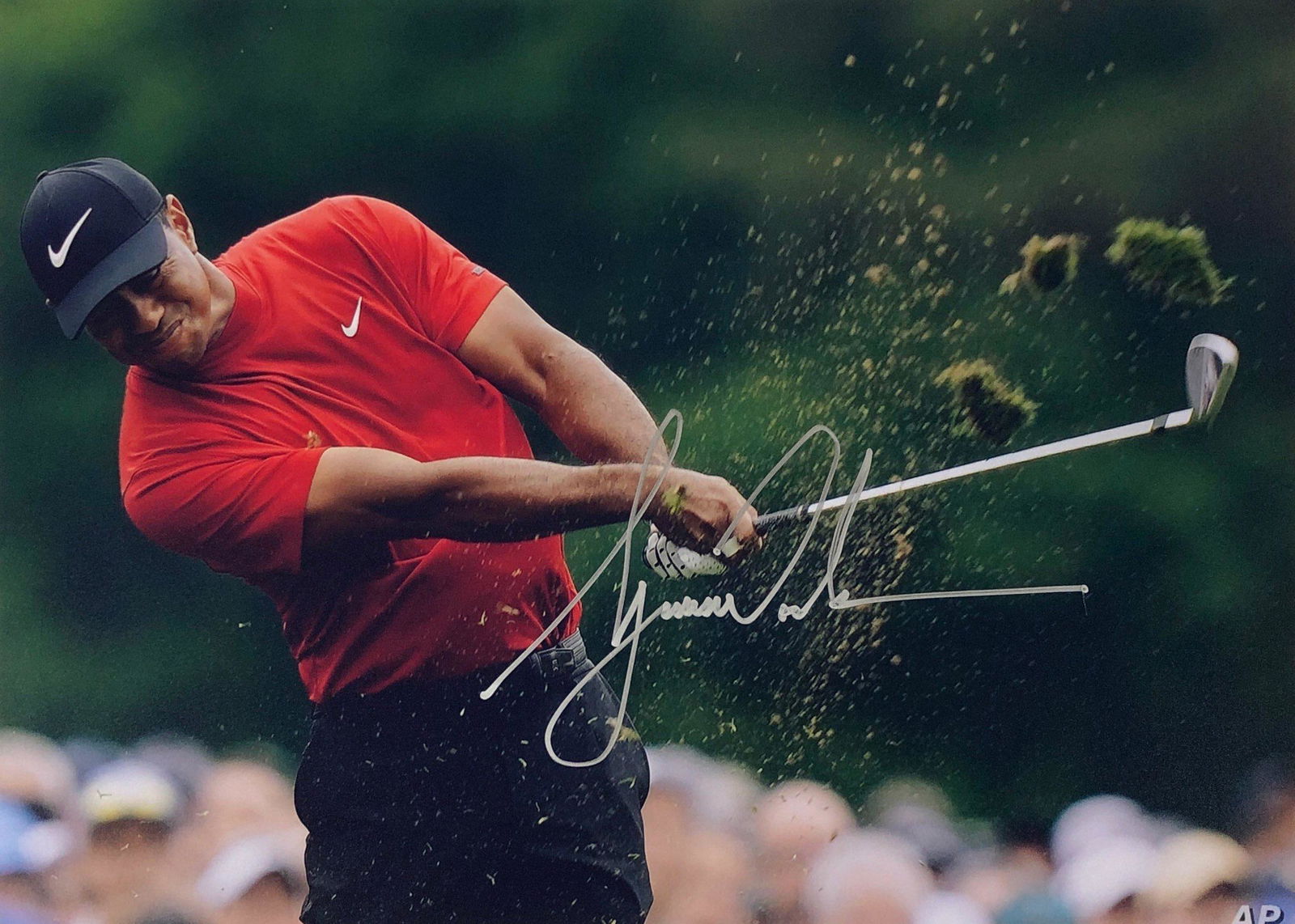 Golf Signed Photo Tiger Woods: Our company has been collectibles business since 2008. All items are unique and valuable for all the collectors. Our company is all online based and will be shipping from our warehouses or different c