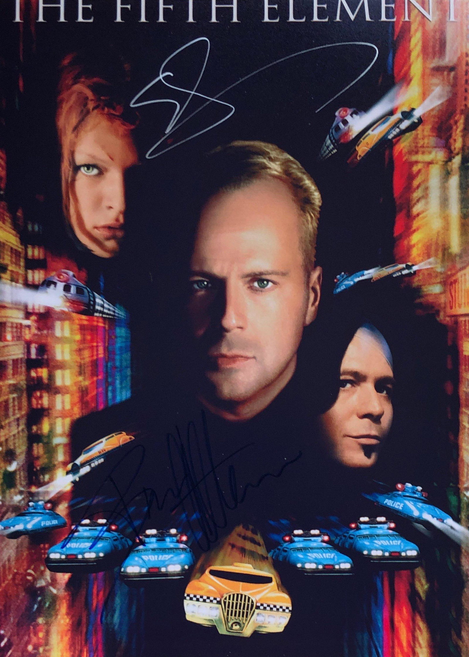 Signed Fifth Element Bruce Willis Photo: Our company has been collectibles business since 2008. All items are unique and valuable for all the collectors. Our company is all online based and will be shipping from our warehouses or different c