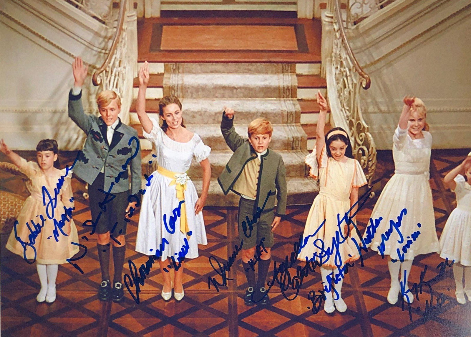 Sound of Music Nicholas Hammond Signed Photo: Autographed by: Charmian Carr, Nicholas Hammond, Heather Menzies-Urich, Duane Chase, Angela Cartwright, Debbie Turner, Kym Karath Size: 8" x 10" Our company has been collectibles business since 2008. 