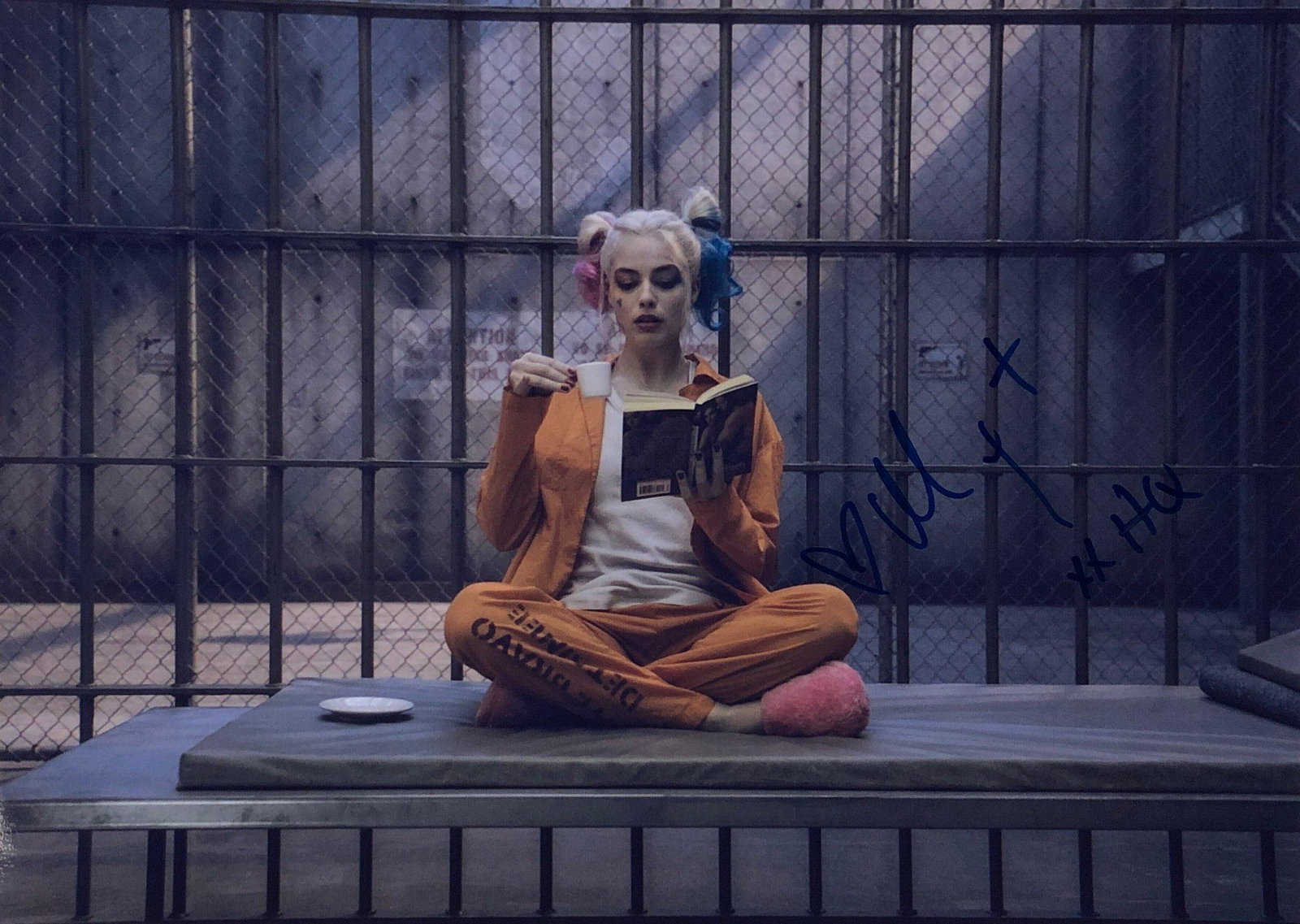 Margot Robbie Signed Autograph Harley Quinn Photo: Autographed by: Margot Robbie Our company has been collectibles business since 2008. All items are unique and valuable for all the collectors. Our company is all online based and will be shipping from