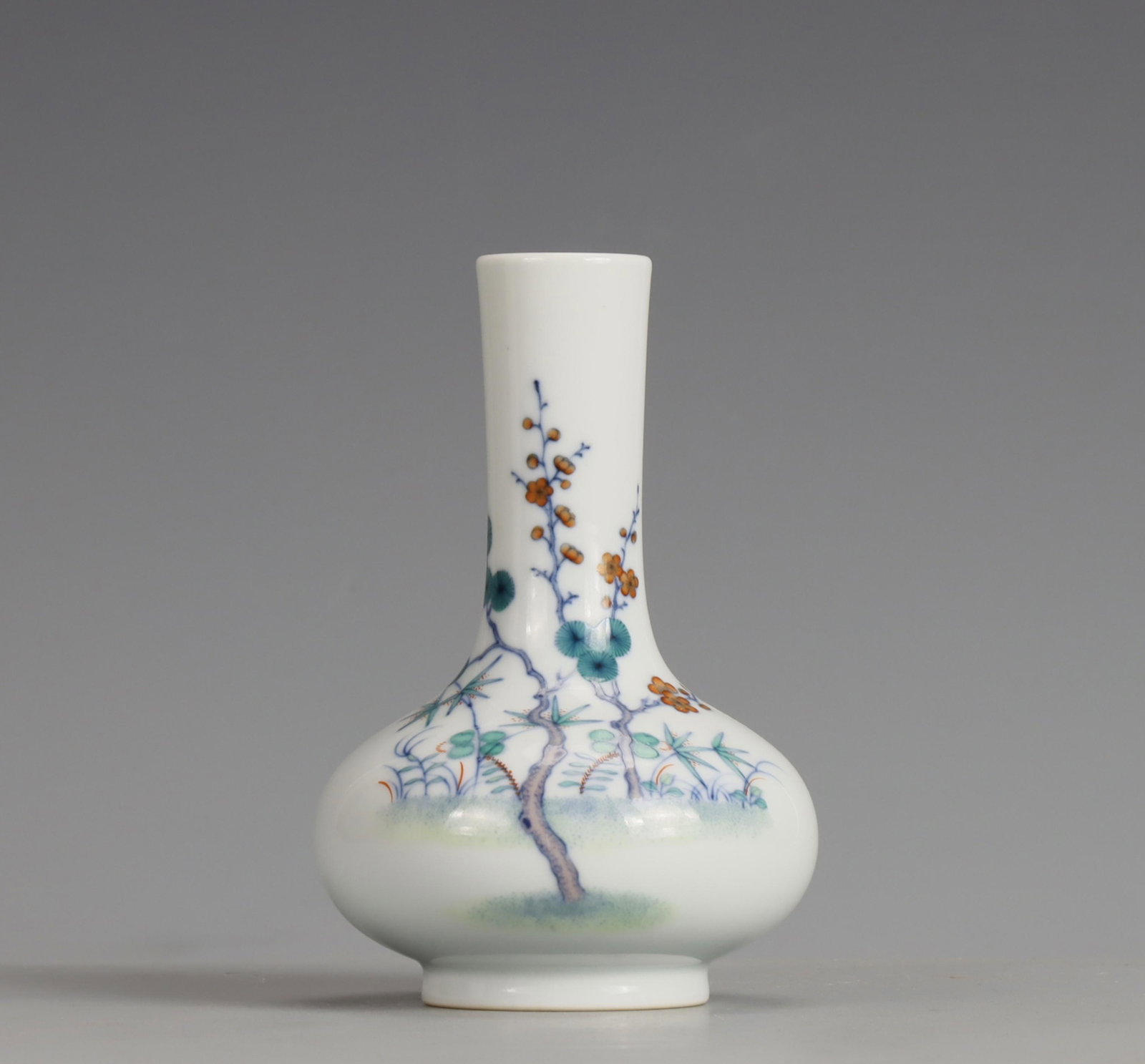 A Chinese Dou-Cai Glazed Porcelain Vase (1 of 7)