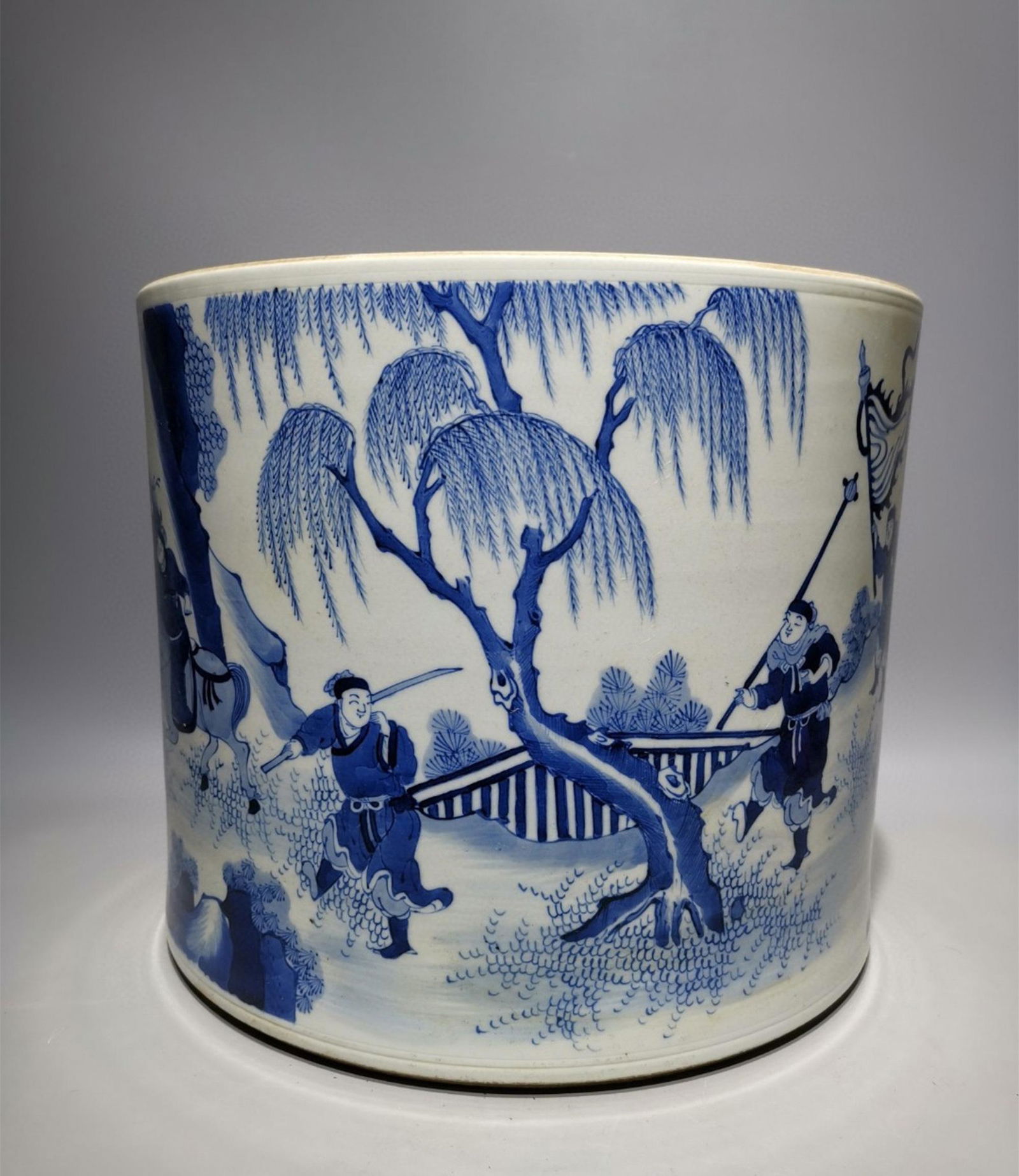 A Chinese Blue and White Glazed Porcelain Brush Pot (1 of 9)