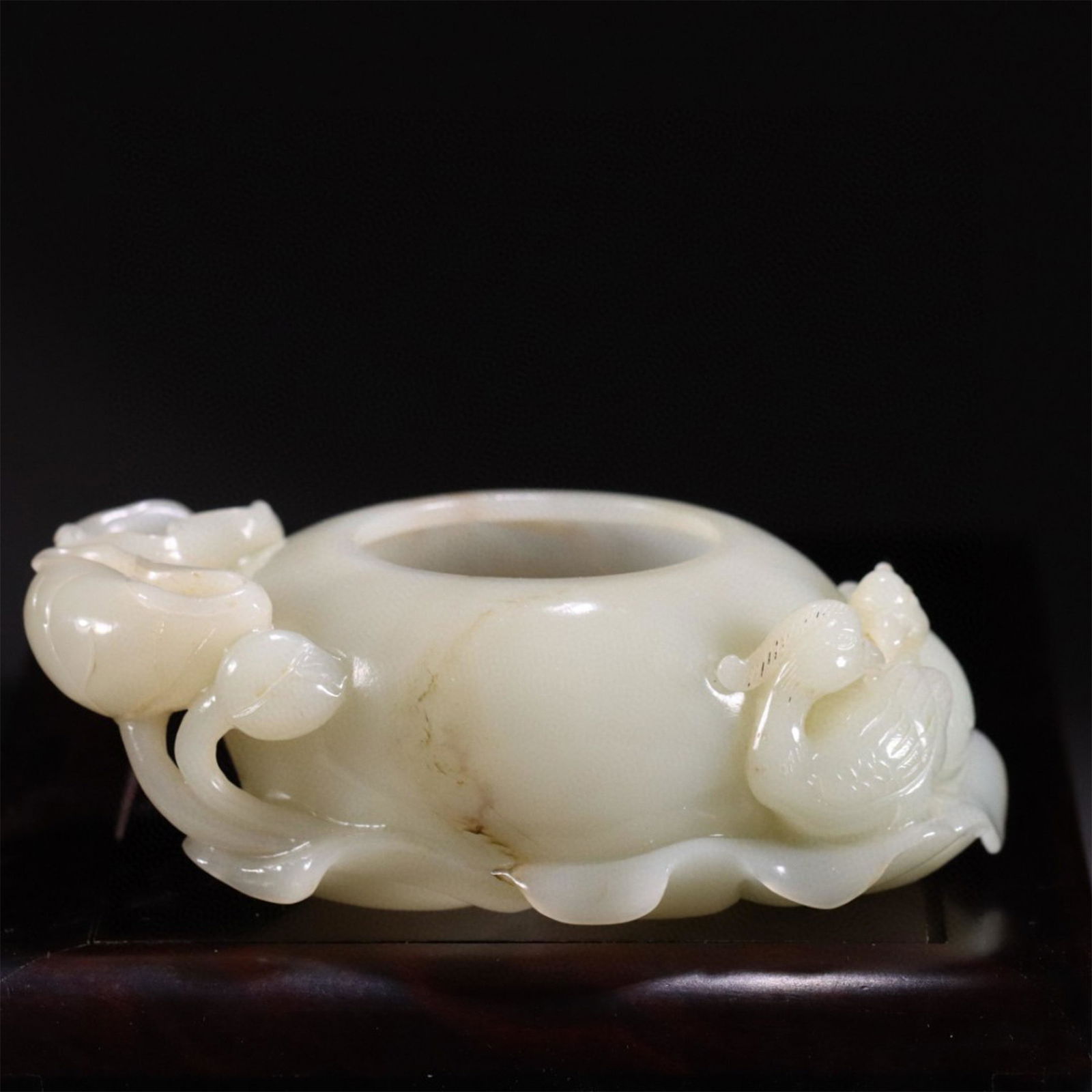 A Chinese Carved Jade Brush Pot (1 of 9)