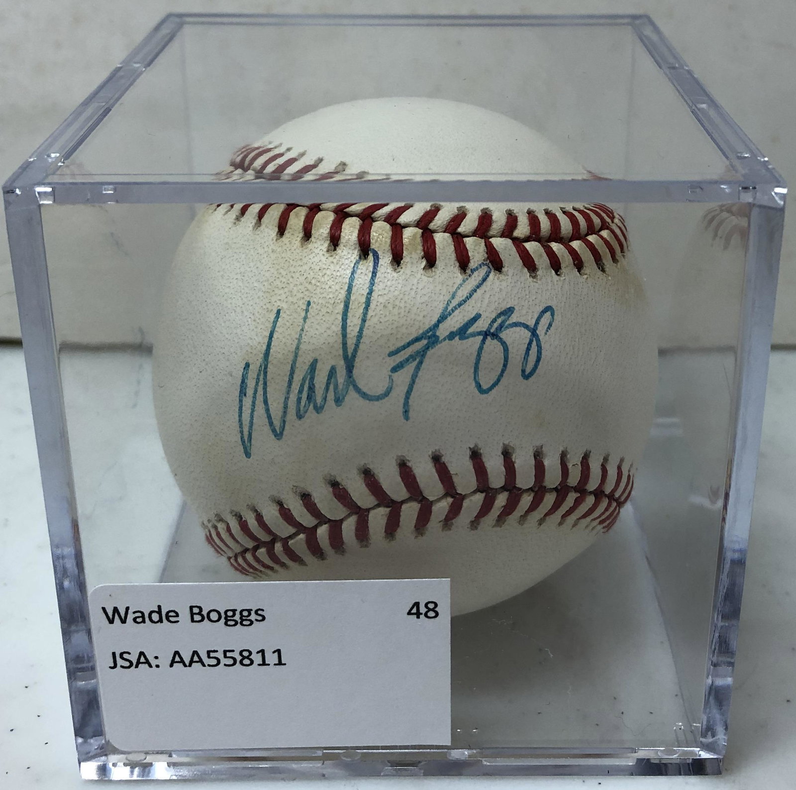 Wade Boggs Signed Baseball: JSA: AA55811