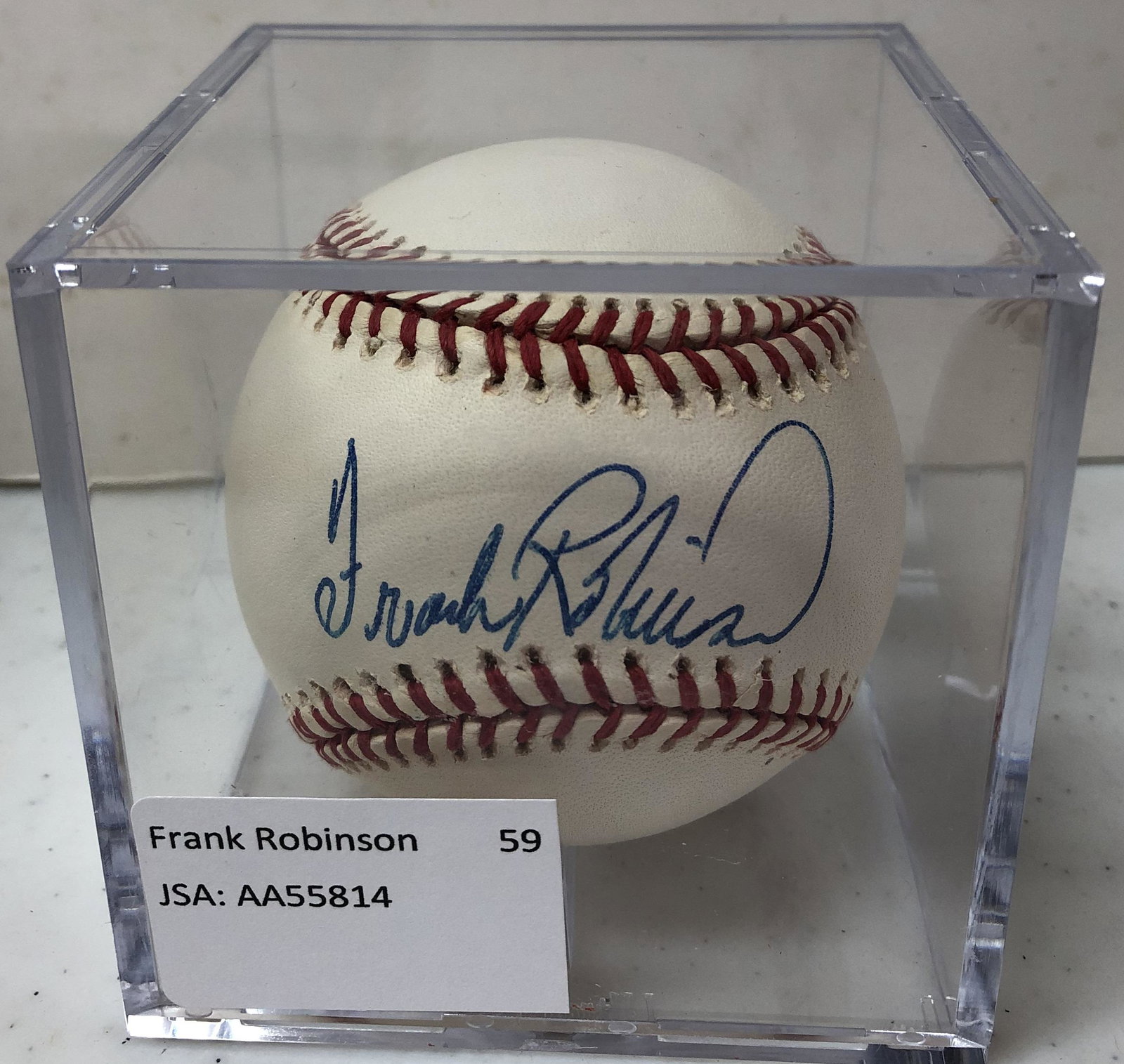 Frank Robinson Signed Baseball: JSA: AA55814