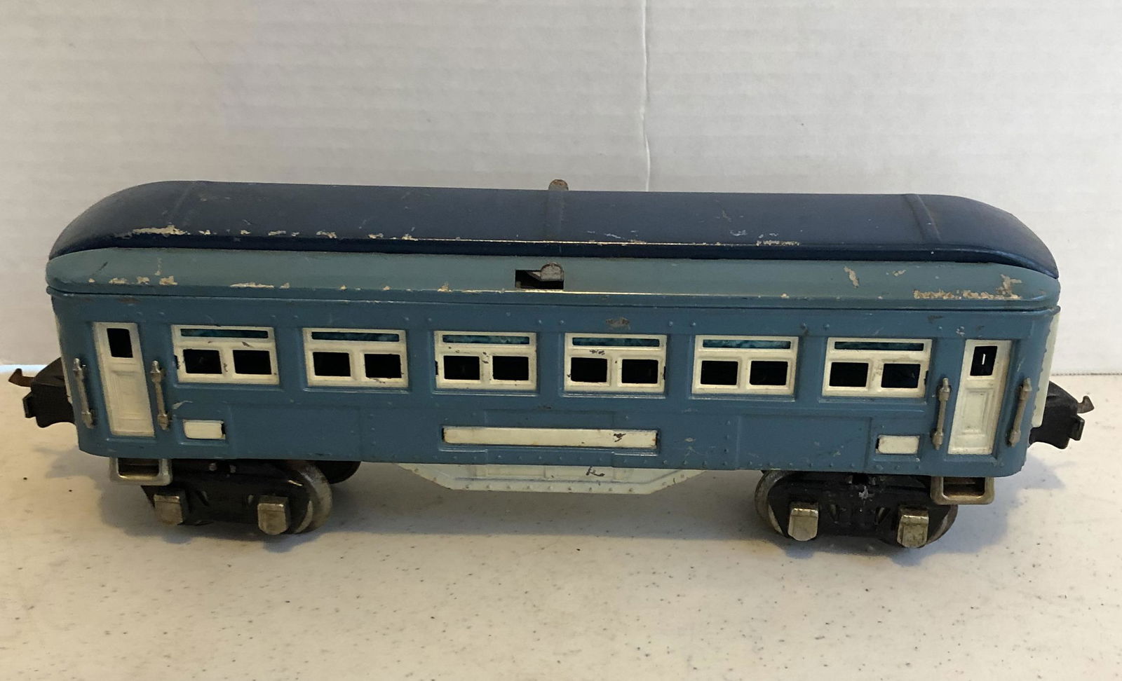 Lionel Blue Comet Baggage Car: No number