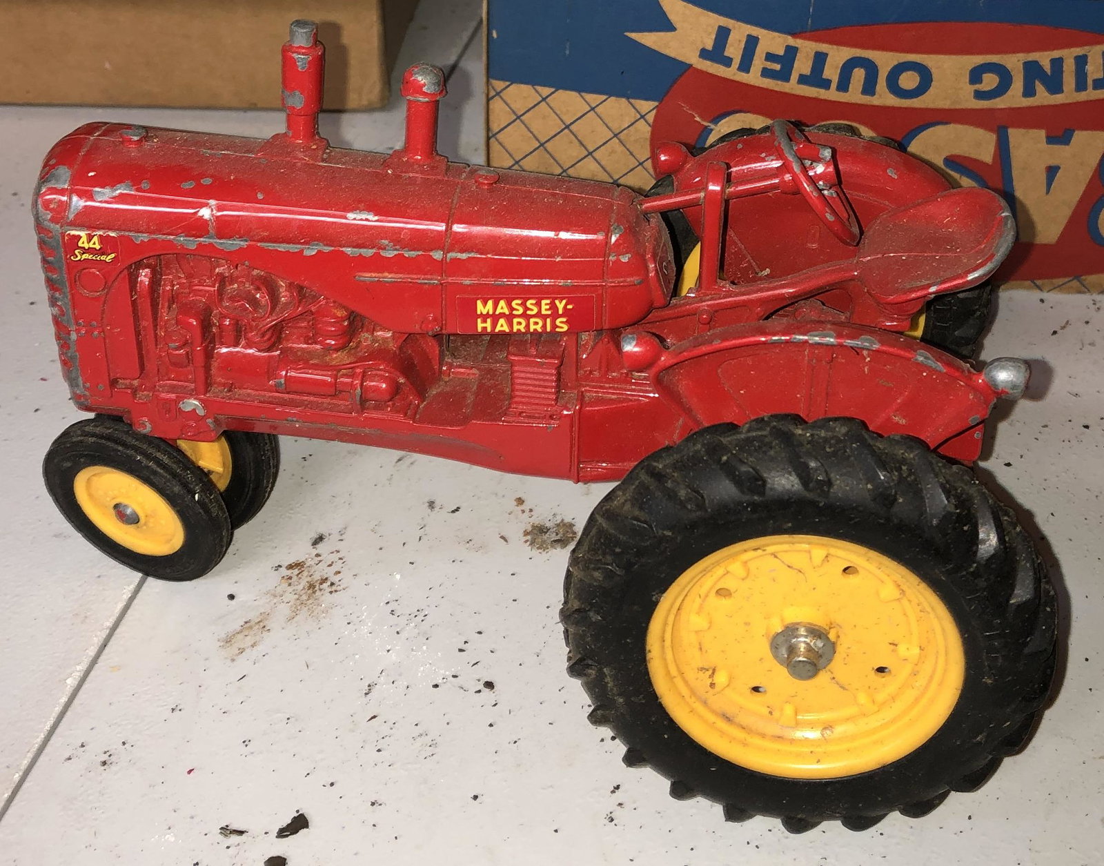 Massey - Harris Diecast Toy Tractor: 44 Special cast mark 557-8614