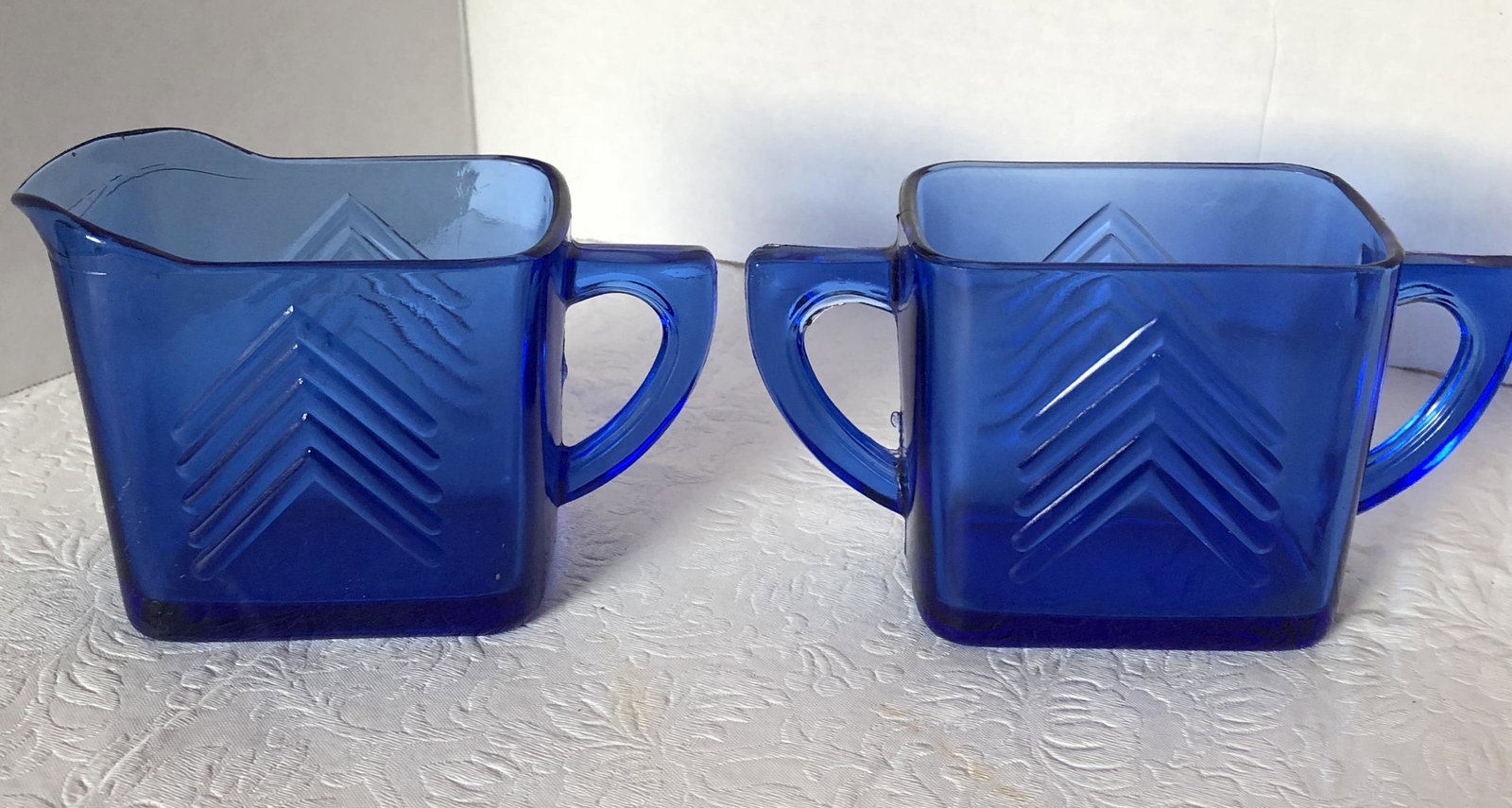 Hazel Atlas Cobalt Blue: 3 pair Cream & Sugar plus 3 sugars-3"