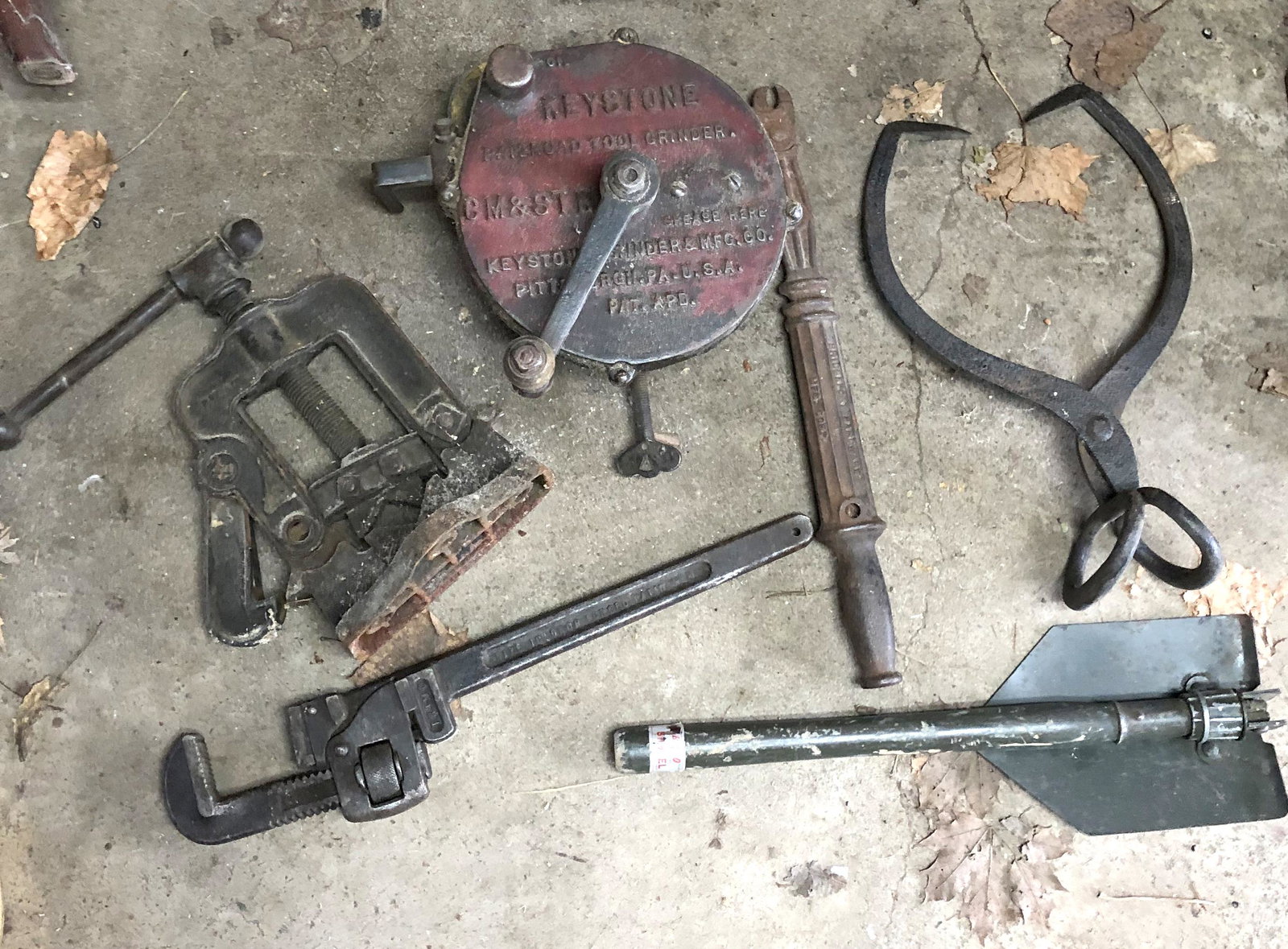 group of tools: 6 handy tools
