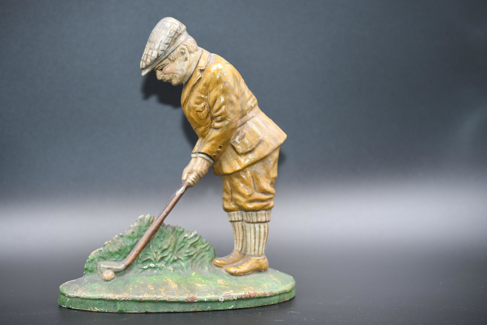 Vintage Castiron Golfer Door Stop: Vintage cast iron with the number 34 stamped in the back and measures 8-1/2" tall x 8-1/2" wide weight is