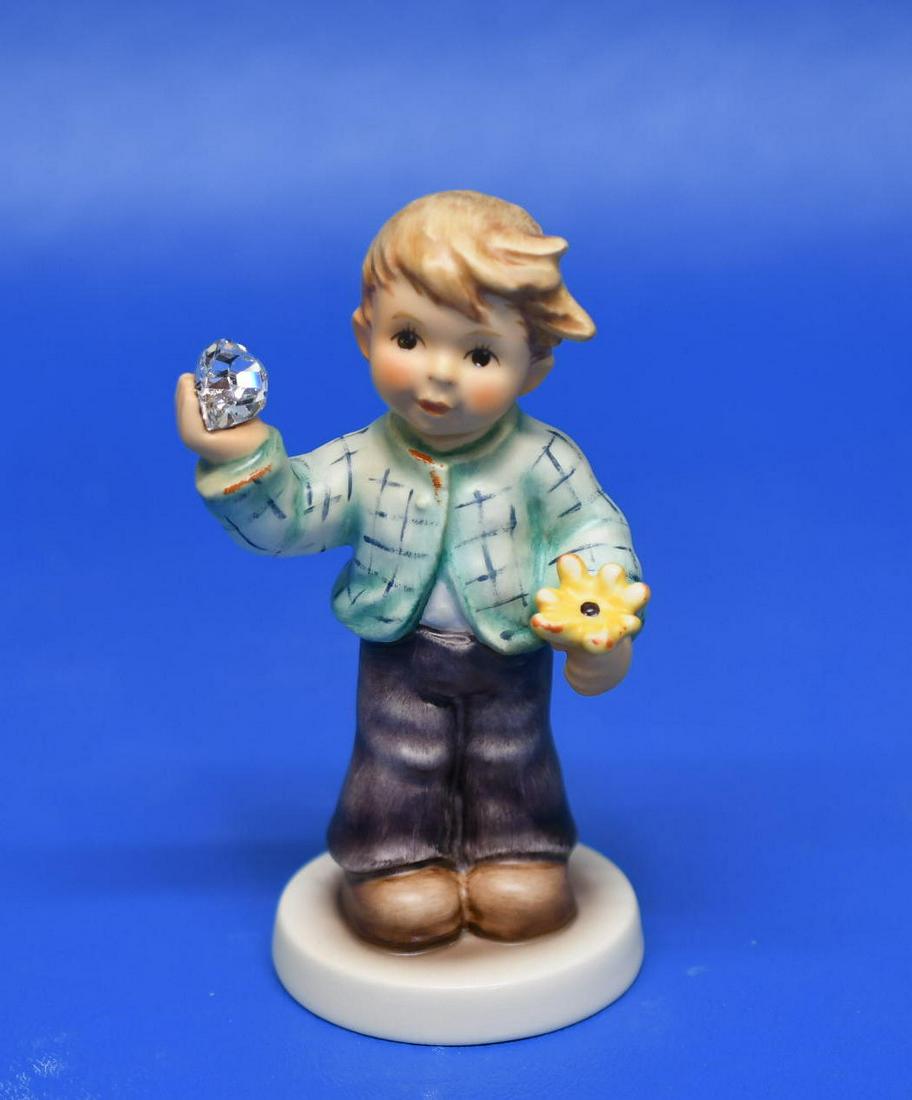 Hummel W/Swarovski "Sweatheart": 4" Limited Edition 0166 of 3,000 this weighs 2.55oz