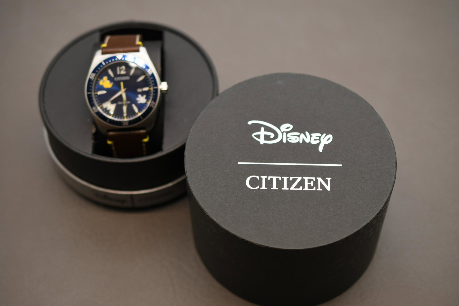 Disney Citizens Eco-Drive Wrist Watch: stainless steel, genuine leather strap, W.R. 10 BAR, new never worn, approximate total weight 11oz