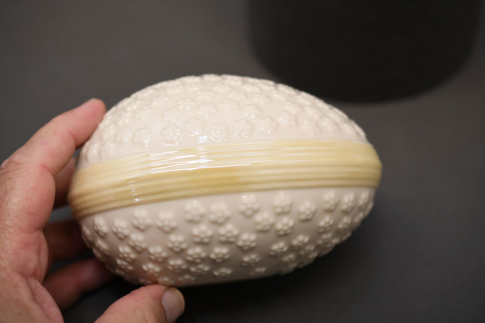 Belleek 3pc Group: 2 Napkin Rings, 1 decorative egg 5" long x 3-1/3" tall, approximate total weight 8.2oz