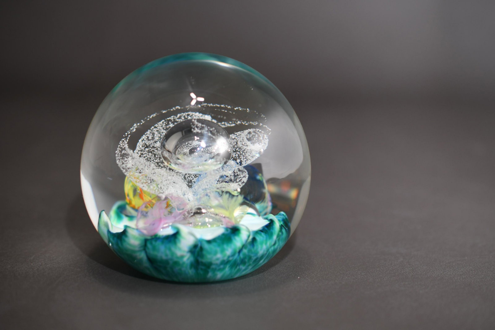 Selkirk art glass Paperweight: 1999 Scotland, 3" high x 3" diameter, approximate weight 2lbs