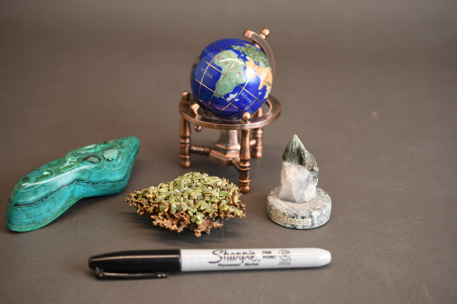 Stones + Minin globe: 4 pieces total, globe, jade on copper sculpture, Malachite, Stralstein (resembles Actinolite), approximate total weight 1lb 8oz