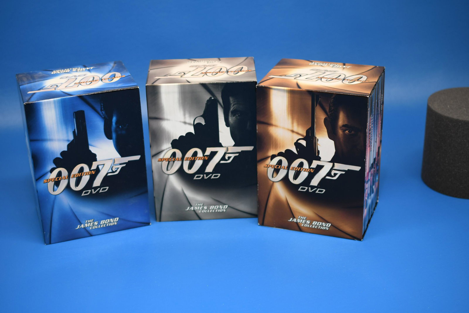 James Bond 007 DVD Collection: 20 DVD's, weight is 5 lbs 13 oz